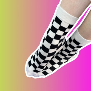 Носки чёрно-белые в клетку