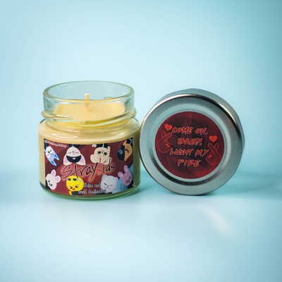 Ароматическая свеча. Stickerpachechnaya x SHKOT. StrayKids