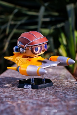 Фигурка Funko POP! Rides Bobble Star Wars Anakin Skywalker in Naboo Starfighter (Exc) (677) 