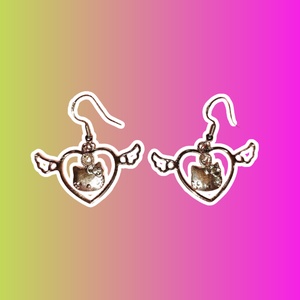 Серьги Hello Kitty в виде сердец с крыльями