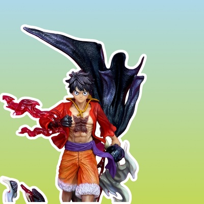 Фигурка "Луффи: One Piece" с плащом, 28 см