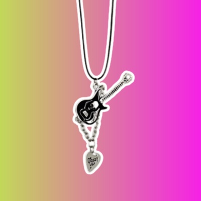 Кулон с черепом, гитарой и сердцем с кожаной цепочкой