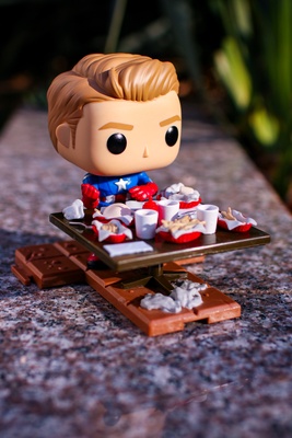 Фигурка Funko POP! Deluxe Bobble Marvel Captain America Shawarma (Exc) (54897)